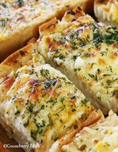 Bubbly Cheese Garlic Bread from Gooseberry Patch